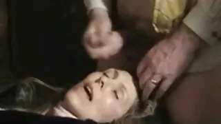 امس بھرے brunette پریمی کے عضو تناسل پر شیشے کے ساتھ بیٹھ گیا دانلود فیلم سکسی کون