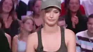بابا لایا کرنے کے لئے جنسی تعلق کی انگوٹی میں اس کے کوچ کے دانلود فیلم پورن زیرنویس ساتھ