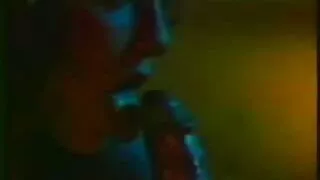 Buxom لیڈی ایک آدمی ، اتارنا fucking کے خلاف مزاحمت فیلم سکسی کم حجم نہیں کر سکا