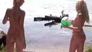لڑکی ننگی اور stroked آدمی دانلود سینمایی سکسی کے عضو تناسل کے منہ کے ساتھ